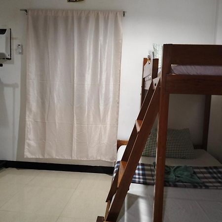 Sealor Pension House Puerto Princesa Buitenkant foto