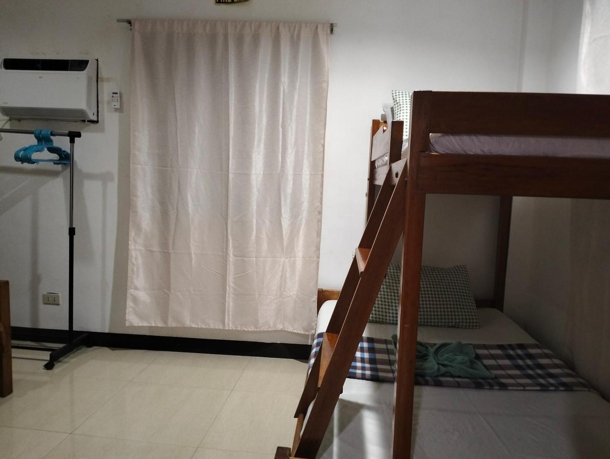 Sealor Pension House Puerto Princesa Buitenkant foto