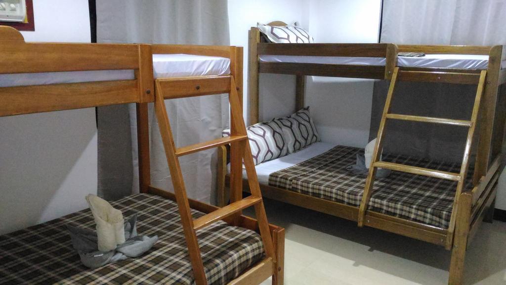 Sealor Pension House Puerto Princesa Buitenkant foto