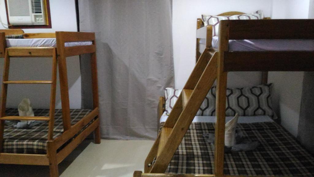 Sealor Pension House Puerto Princesa Buitenkant foto