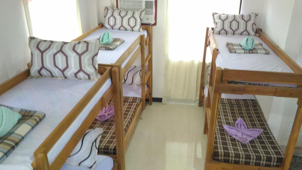 Sealor Pension House Puerto Princesa Buitenkant foto